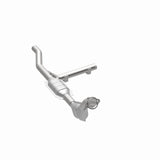MagnaFlow Direct Fit Catalytic Converter 97-98 Ford Expedition 4.6 - 93130
