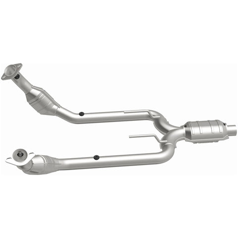 MagnaFlow Direct Fit Catalytic Converter Thunderbird-Cougar 95-96 - 23343