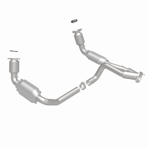 MagnaFlow Conv DF 99-00 Chevy Pickups 4.3L - 447284
