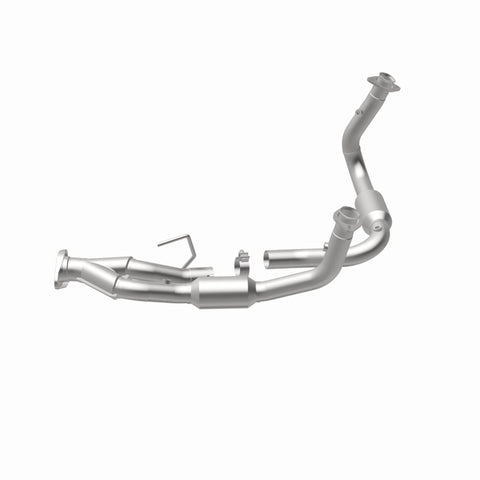 MagnaFlow Direct Fit Catalytic Converter 05-06 Gr Cherokee 4.7 OEM - 49686