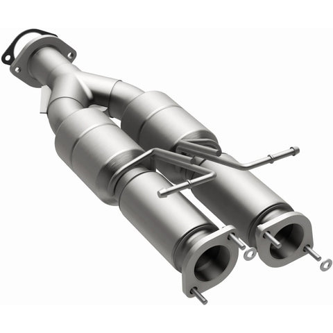 MagnaFlow Direct Fit Catalytic Converter 05-11 Volvo XC90 4.4L - 51850
