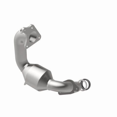 MagnaFlow Direct Fit Catalytic Converter 2011-2015 Juke L4 1.6 OEM Underbody - 52438