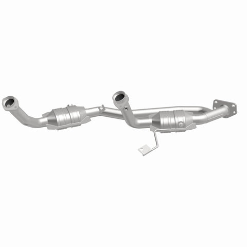 MagnaFlow Direct Fit Catalytic Converter 04 Ford Freestar 3.9L - 49079