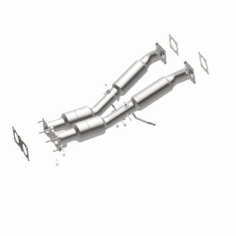 MagnaFlow Direct Fit Catalytic Converter 2008-2012 LR2 3.2 L Underbody - 52276