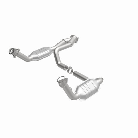 MagnaFlow DF Cat. Conv 02-06 Cadillac Truck. 8 5.3L Dual Conv. Y-Pipe Assy 2wd/Chevy Truck 99-07 - 51097