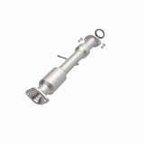 MagnaFlow Direct Fit Catalytic Converter 14-15 Toyota Highlander 3.5L - 52534