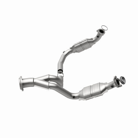 MagnaFlow Conv DF 07-08 Escalade 6.2 Driver Side OEM - 49631