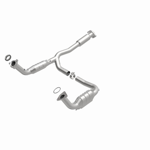 MagnaFlow Direct Fit Catalytic Converter 05-06 GMC Envoy XL Denali - 49886