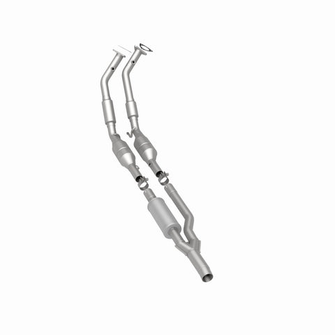 MagnaFlow Direct Fit Catalytic Converter TT QUATTRO-08 3.2L OEM - 49716
