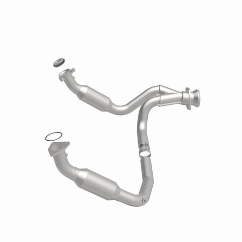 MagnaFlow Direct Fit Catalytic Converter 2007-2008 Cadillac Escalade 6.2L - 5451631