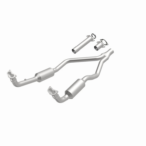 MagnaFlow Direct Fit Catalytic Converter 90-93 Land Rover Range Rover 3.9L V8 - 3391821