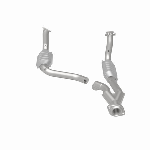 MagnaFlow Conv DF 03-06 Chevy SSR 5.3/6.0 OEM - 49580