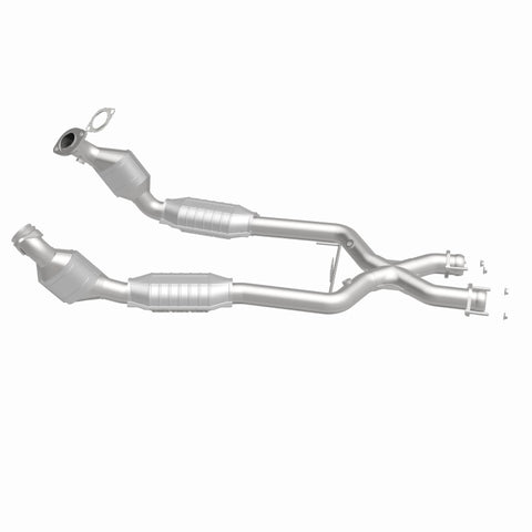 MagnaFlow Direct Fit Catalytic Converter 96-98 Ford Mustang 4.6L - 23163
