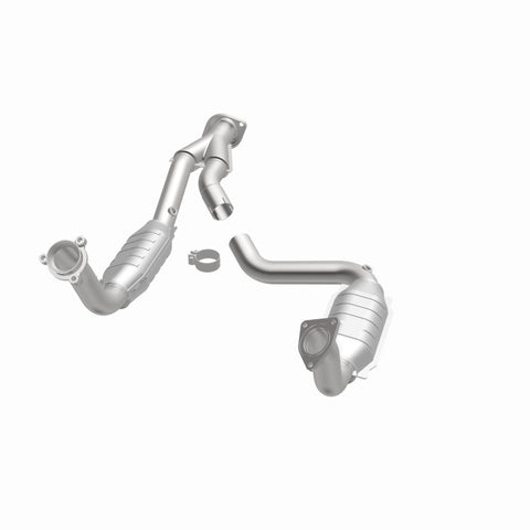 MagnaFlow Direct Fit Catalytic Converter 03-06 Chevy SSR 5.3/6.0 OEM - 49580