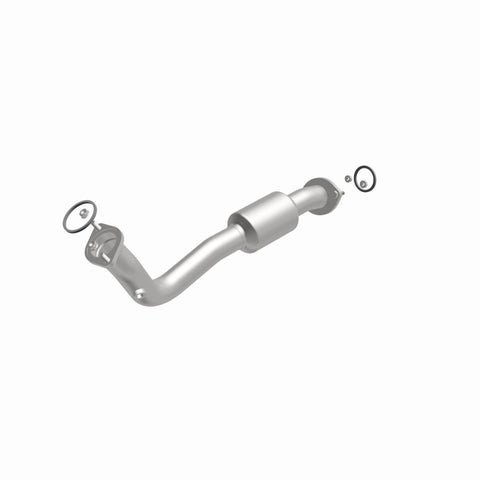 MagnaFlow Direct Fit Catalytic Converter 13-15 RAV4 2.5 Underbody - 52543