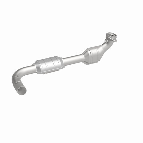MagnaFlow Direct Fit Catalytic Converter 00-04 Ford E150 4.6L Driver Side - 458001