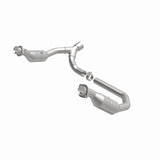 MagnaFlow Direct Fit Catalytic Converter 06-07 Ram 1500 4.7L Underbody - 52291