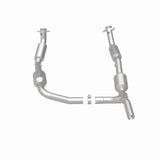 MagnaFlow Direct Fit Catalytic Converter OEM 07-08 Ford E-150 - 5582640