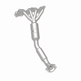 MagnaFlow Direct Fit Catalytic Converter 08-09 Ford Focus 2.0L - 49139