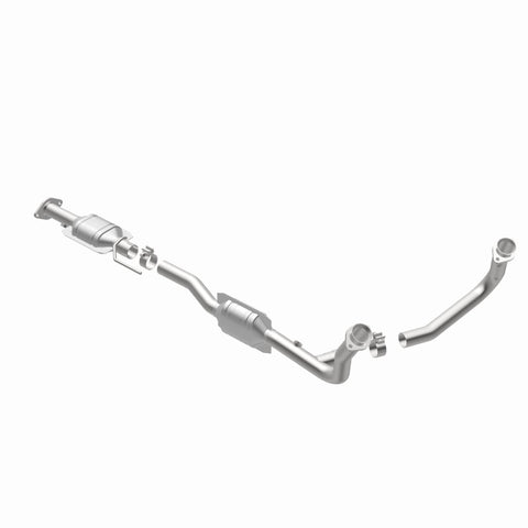 MagnaFlow Direct Fit Catalytic Converter 96-97 Ford Aerostar 4.0L - 93326