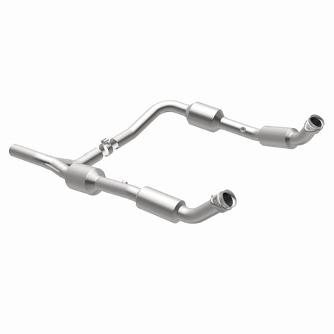 MagnaFlow Direct Fit Catalytic Converter OEM 07-08 Ford E-150 - 5582640