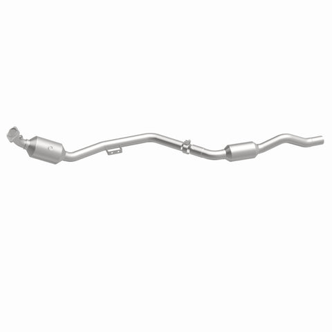 MagnaFlow Conv Direct Fit OEM 2007 Mercedes-Benz E350 Underbody - 69.125in Length - 5411666