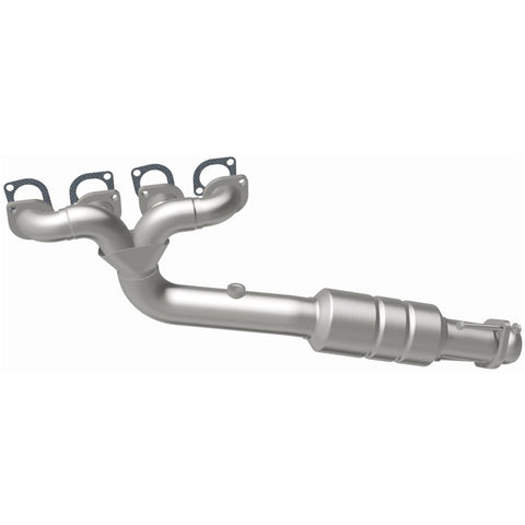 MagnaFlow Direct Fit Catalytic Converter 02-03 BMW 745i 4.4L D/S - 24192