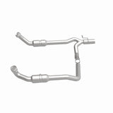MagnaFlow Direct Fit Catalytic Converter 2009-2012 E-150 5.4 L Underbody - 52294