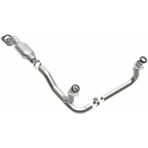 MagnaFlow Direct Fit Catalytic Converter 00-05 Blazer 4WD 4.3L - 93370