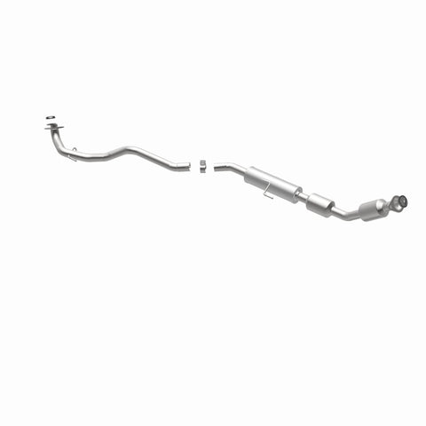 MagnaFlow Direct Fit Catalytic Converter 07-11 Toyota Yaris 1.5L Underbody - 52581