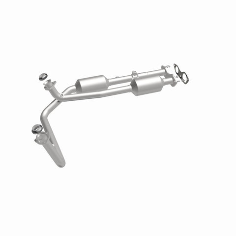 MagnaFlow Direct Fit Catalytic Converter California Grade 96-00 GM Tahoe/Yukon/Escalade 5.7L - 4451453