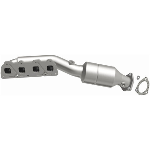 MagnaFlow Direct Fit Catalytic Converter 02-04 VW Passat 4.0L - 51213