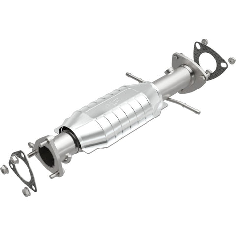 MagnaFlow Direct Fit Catalytic Converter 96-99 S10/Sanoma 4WD 4.3L - 447214