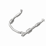 MagnaFlow Direct Fit Catalytic Converter 05-06 Ford E-350 Super Duty 5.4L - 5481439