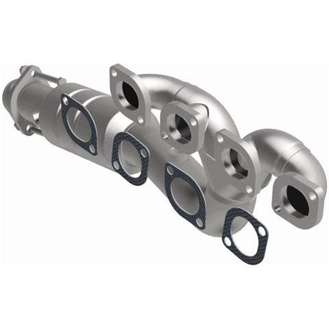 MagnaFlow Direct Fit Catalytic Converter 02-03 BMW 745i 4.4L D/S - 24192