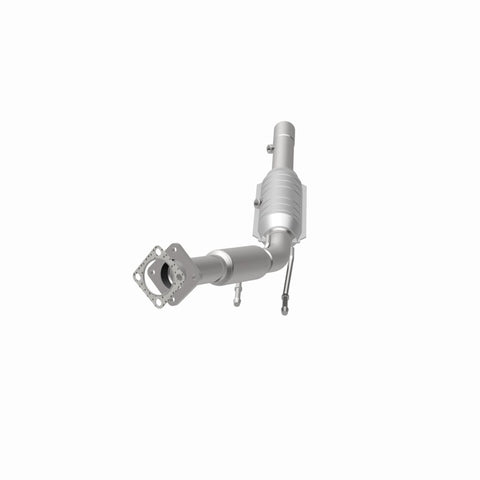 MagnaFlow Direct Fit Catalytic Converter 06-08 Volkswagen Jetta/Rabbit 2.5L (49 State) - 24320