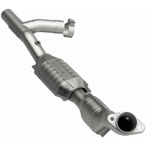 MagnaFlow Direct Fit Catalytic Converter 99-00 Ford Trucks 5.4L - 51792