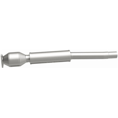 MagnaFlow Direct Fit Catalytic Converter 04/06 VW Phaeton 4.2L Rear Passenger Side - 441028