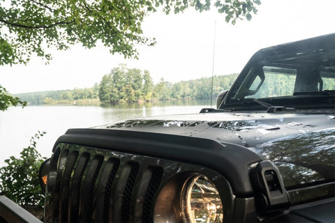 Bushwacker 18-19 Jeep Wrangler Rubicon/Sport//Unlimited/Sport S Hood Stone Guard- Black - 14093