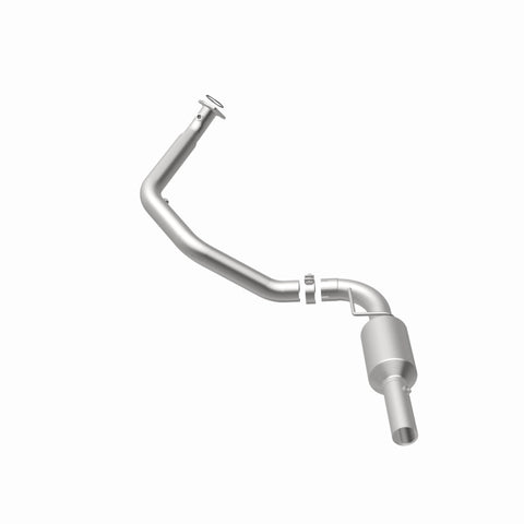MagnaFlow 2009 Chevrolet Express 4500 V8 6.0L Left Underbody Catalytic Converter - 280427