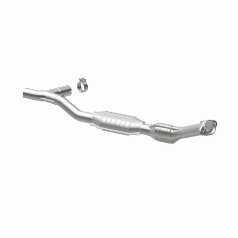 MagnaFlow Direct Fit Catalytic Converter 97-98 Ford Trucks 5.4L - 447130