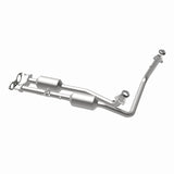 MagnaFlow Converter Direct Fit California Grade 96-00 GM Tahoe/Yukon/Escalade 5.7L - 4451453