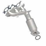 MagnaFlow Direct Fit Catalytic Converter 14-15 Toyota Highlander 3.5L Manifold - 52545