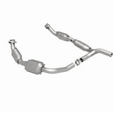 MagnaFlow Direct Fit Catalytic Converter 07-08 Ford E-150 4.6L - 51640
