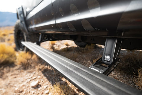 AMP Research 15-20 Chevy/GMC Silverado 2500-3500/Sierra 2500-3500/Crew & Double Cab PowerStep - 86147-01A
