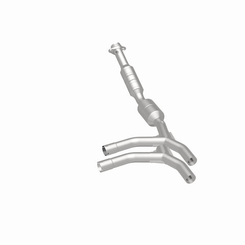MagnaFlow Direct Fit Catalytic Converter 05-07 Ford E150 4.6L Passenger Side - 51310