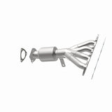 MagnaFlow Direct Fit Catalytic Converter 04-05 Chevrolet Malibu/Classic 2.2L (CA Emissions) - 452304