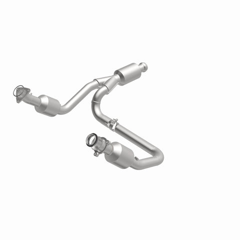 Magnaflow 14-15 Chevrolet Silverado 1500 Underbody 4.3L / 5.3L Direct-Fit Catalytic Converter - 280424