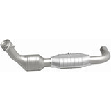 MagnaFlow Direct Fit Catalytic Converter 99-00 Ford Exped 4.6L - 51278