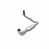 MagnaFlow Direct Fit Catalytic Converter 97-98 Ford Trucks 5.4L - 447129